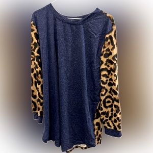 Women’s tunic top